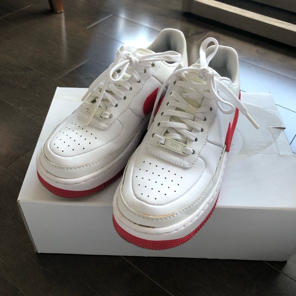 Nike Air Force 1 Jester size 6.5, colour White University Red